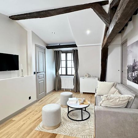 Le Marais' Finest Luxurious Apartment Paris Bagian luar foto